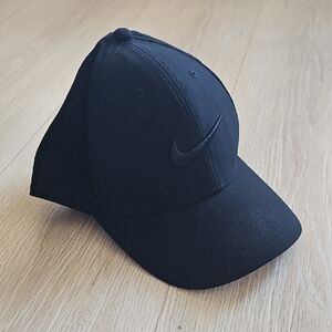 Nike Classic Black Cap